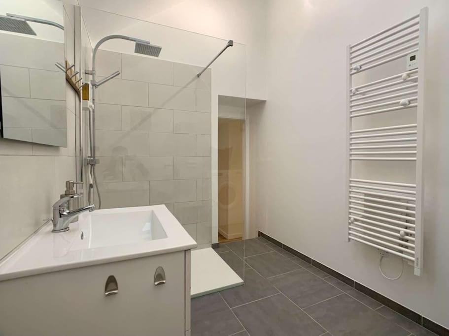 Appartement Moderne Avec Parking Gratuit Dinsheim Экстерьер фото